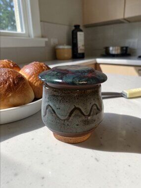 VTG Rare Gerald Morton Moose Mountain Pottery Butter Bell Sask Studio Art